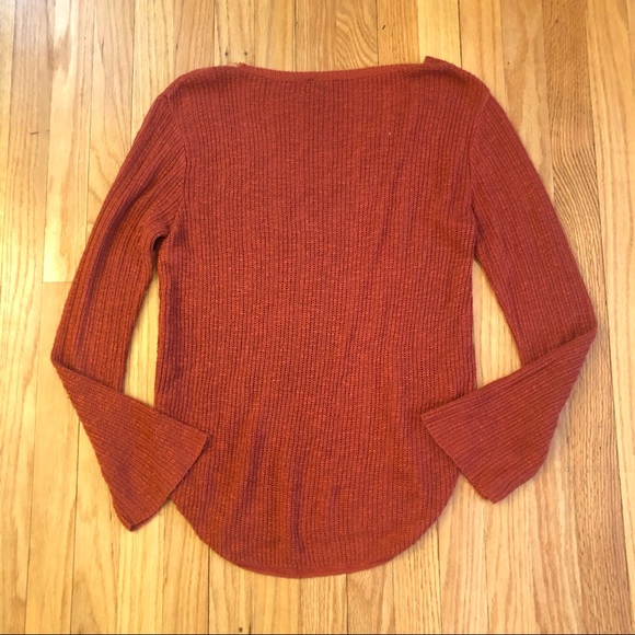 Express sweater - Picture 3 of 9